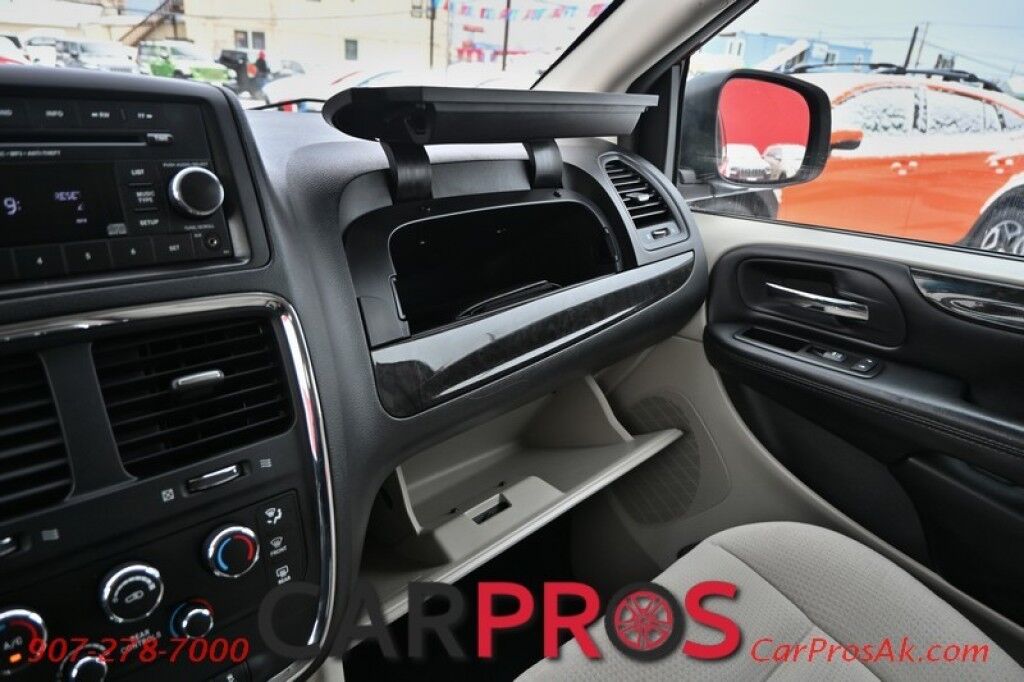 2015 Dodge Grand Caravan SXT - 3.6L V6 - Remote Start - Power Rear Sliding Doors - Power Liftgate - Keyless Entry - 2nd Row Captain Seats - 3rd Row - Seats 7 - Tow Pkg - 1 Owner Anchorage AK