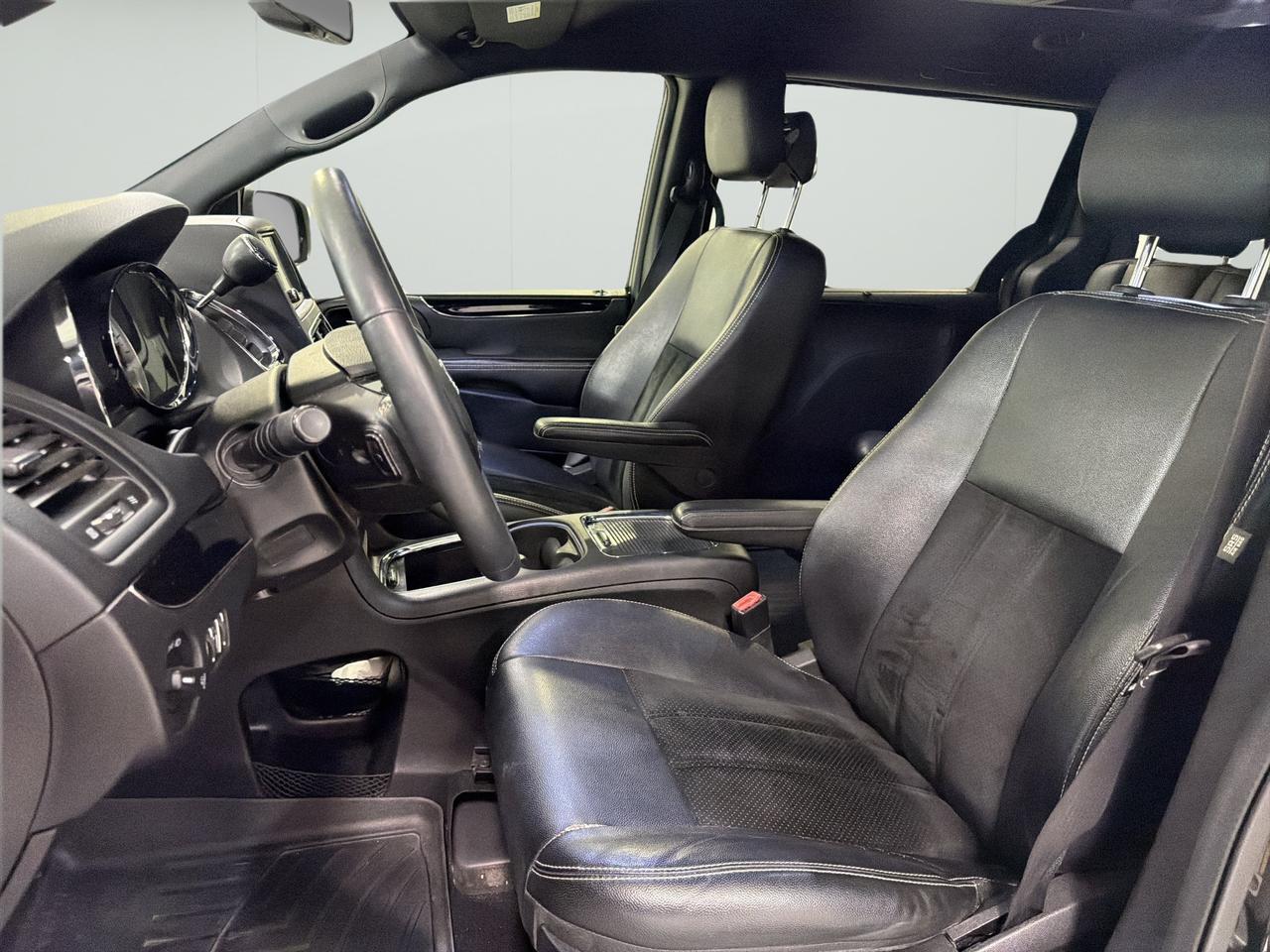 2015 Dodge Grand Caravan SXT Plus San Antonio TX