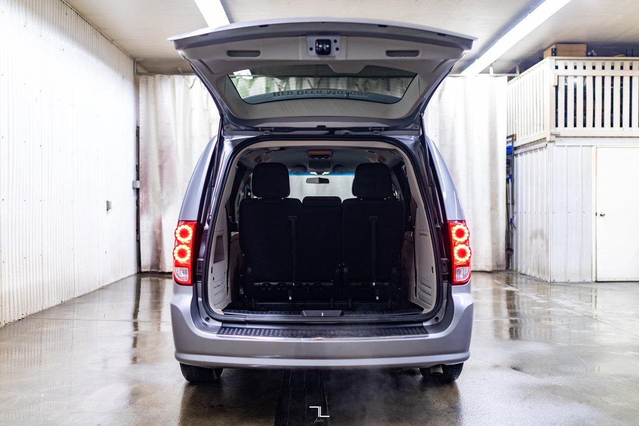 2015 Dodge Grand Caravan SXT Stow N' Go Red Deer AB