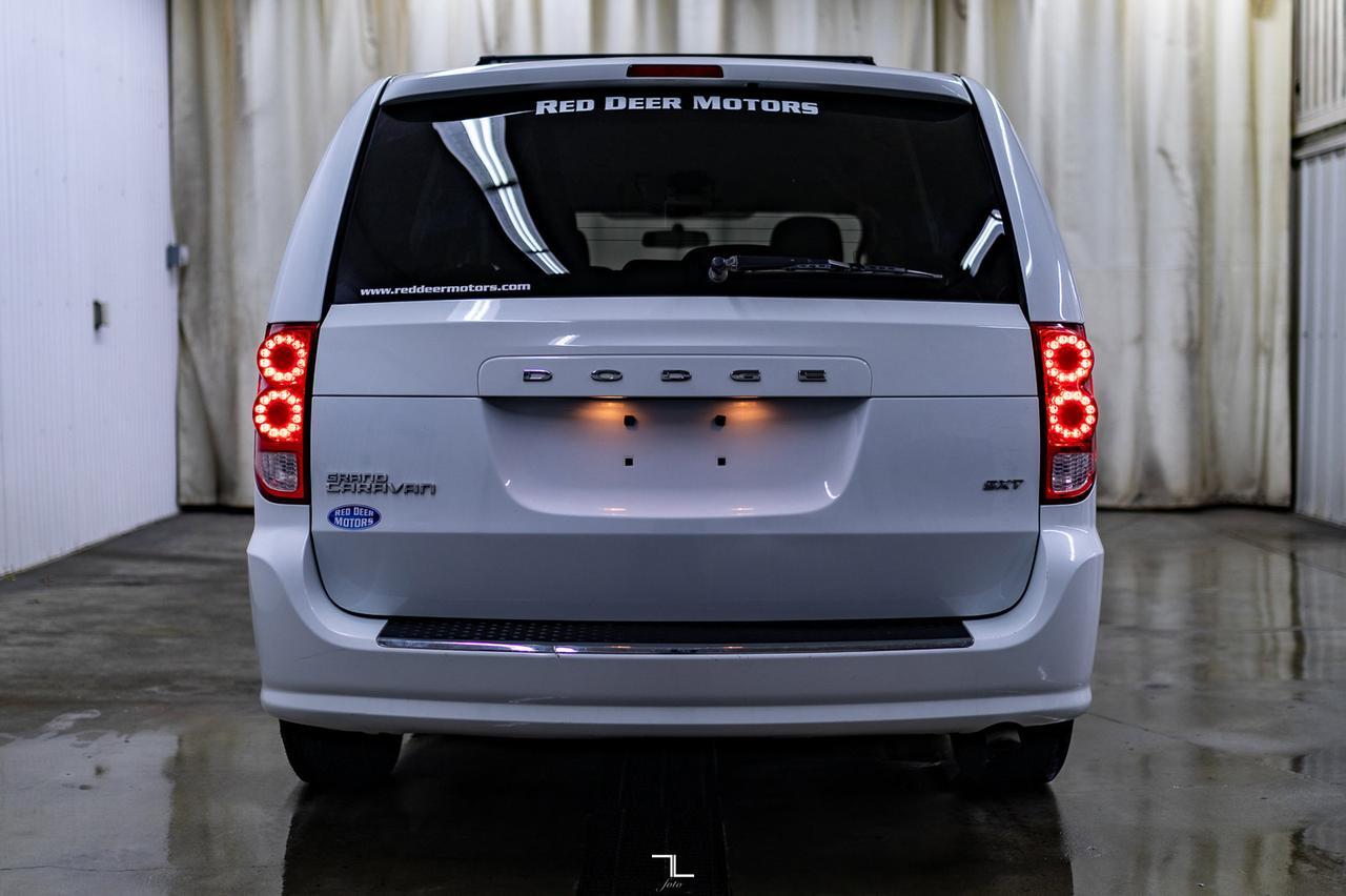 2015 Dodge Grand Caravan SXT Stow N&apos; Go Red Deer AB