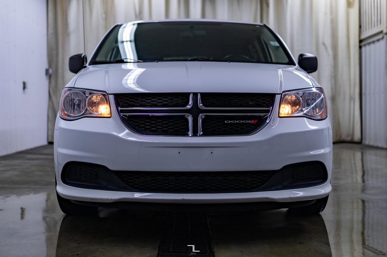 2015 Dodge Grand Caravan SXT Stow N&apos; Go Red Deer AB