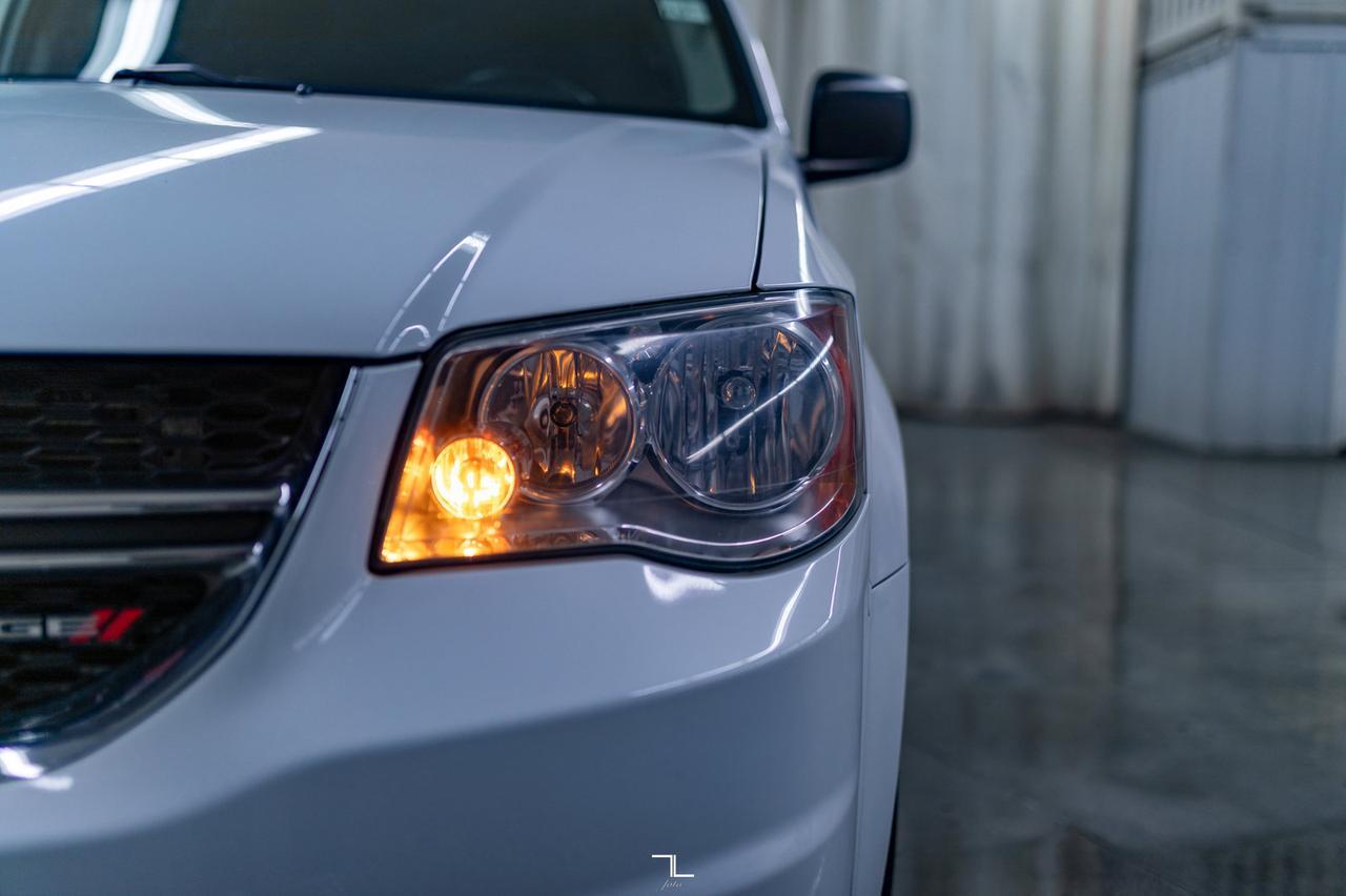 2015 Dodge Grand Caravan SXT Stow N' Go Red Deer AB