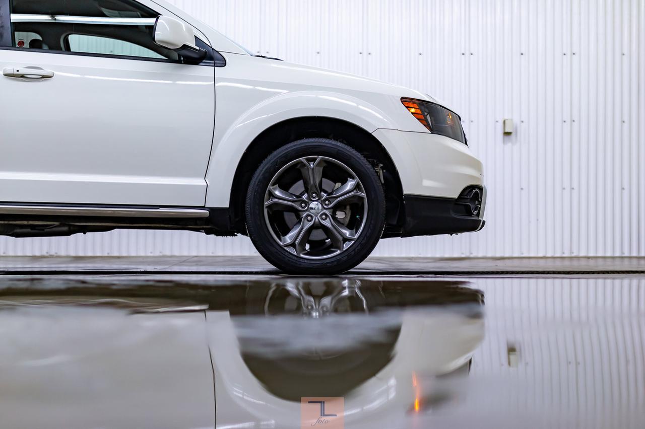 2015 Dodge Journey AWD Crossroad Leather BCam DVD Red Deer AB