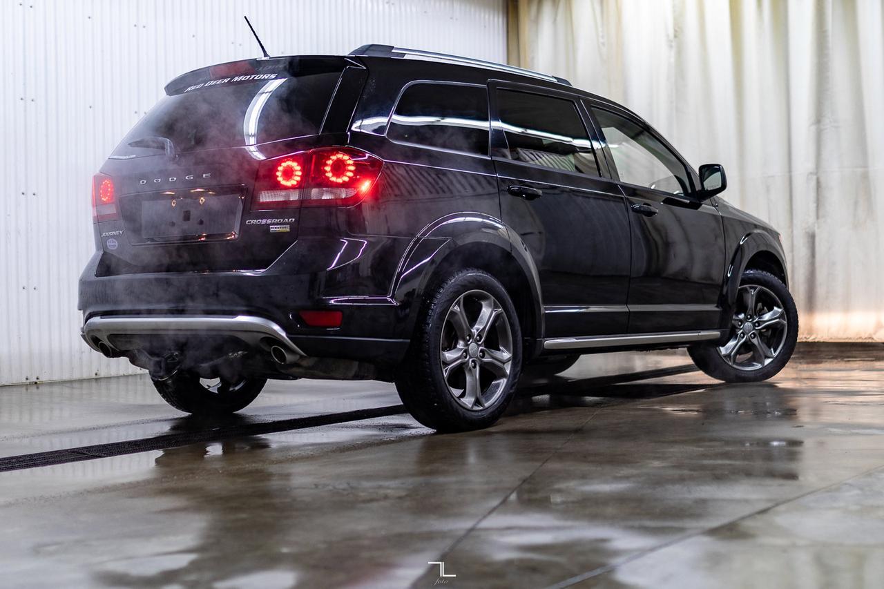 2015 Dodge Journey Crossroad Leather Roof BCam Red Deer AB