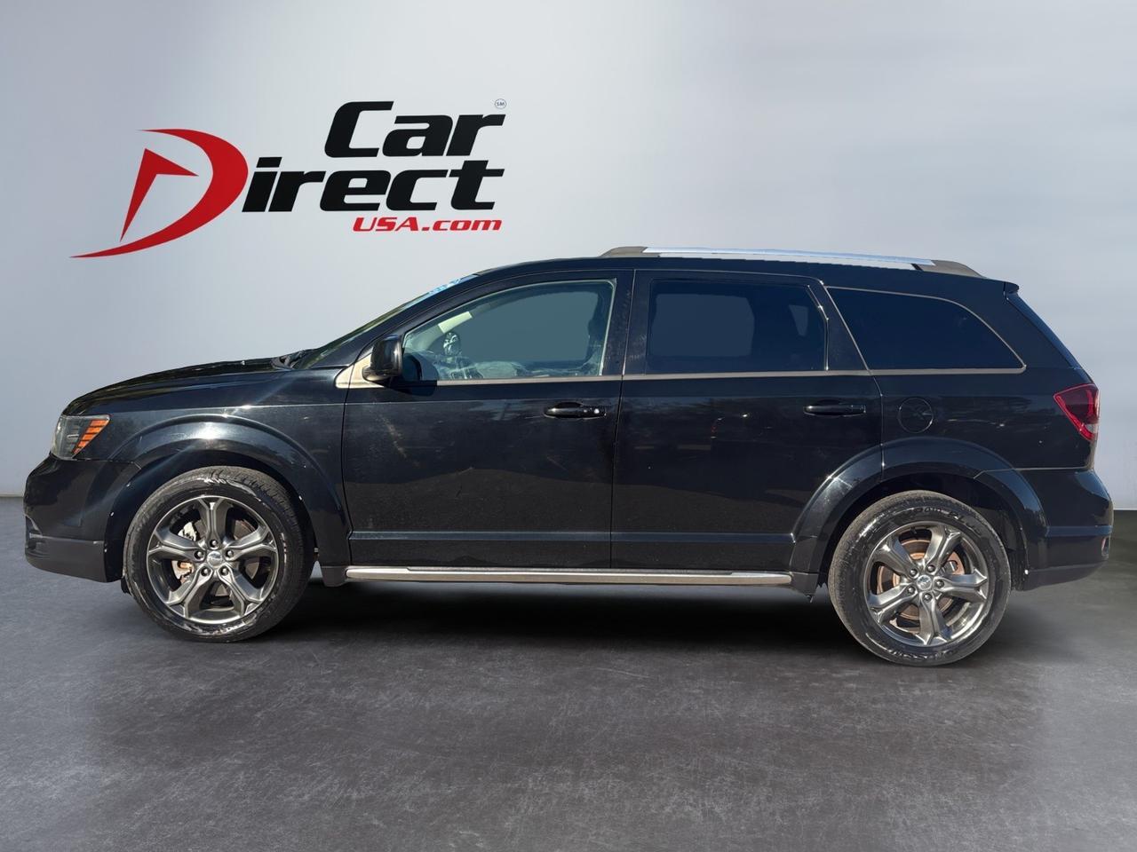 2015 Dodge Journey Crossroad, ROOF RACKS, 3RD ROW SEATING, BLUETOOTH/AUX PORT, KEYLESS ENTRY & START, POWER HEATING MIRRORS, LOW MILES, CLEAN CARFAX, TAKE ON THE JOURNEY!