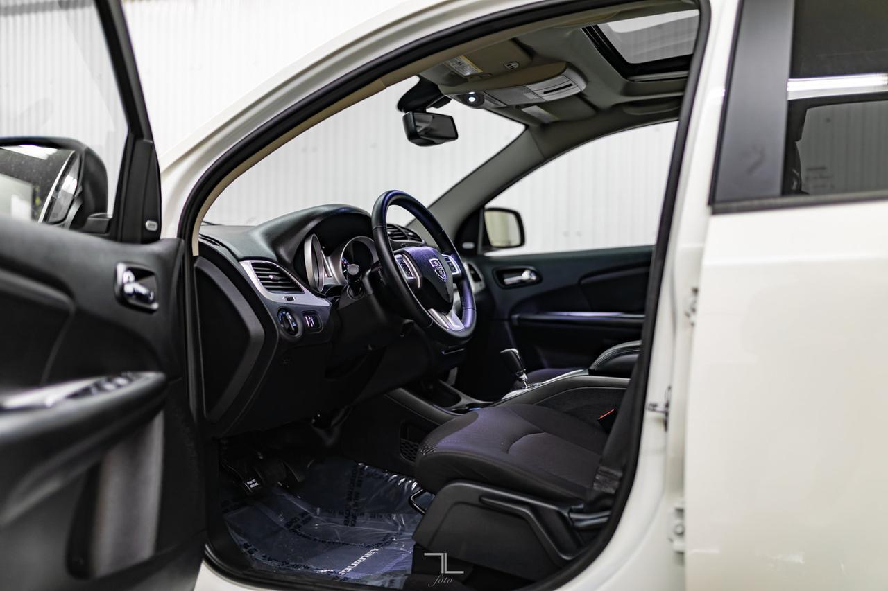 2015 Dodge Journey FWD SXT Roof Nav BCam TV Red Deer AB