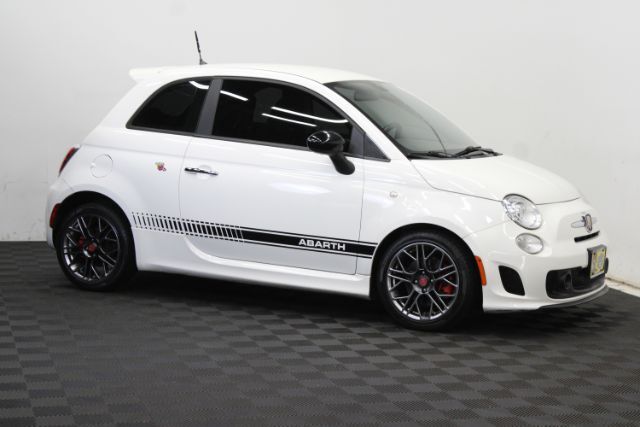 2015 FIAT 500 Abarth's photo