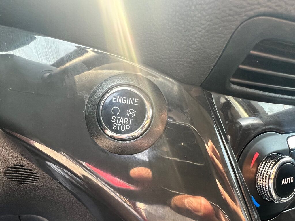2015 FORD ESCAPE TITANIUM Des Moines WA