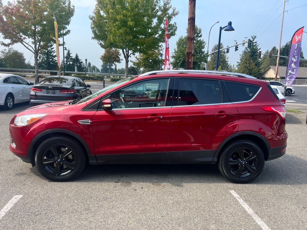 2015 FORD ESCAPE TITANIUM Des Moines WA
