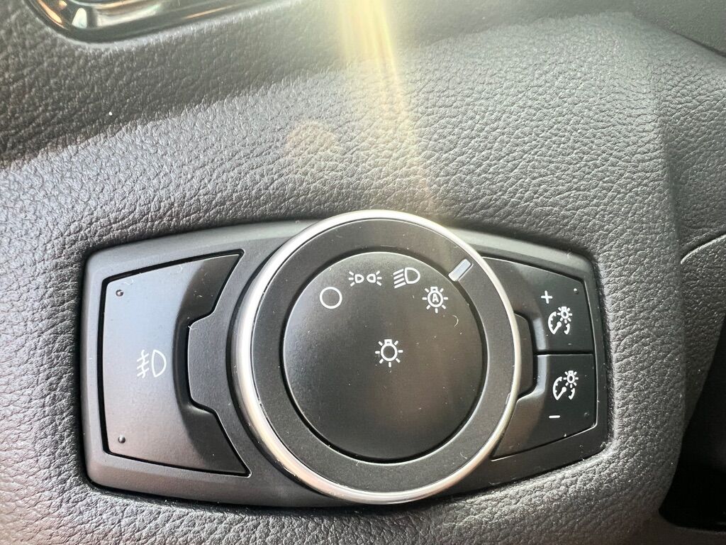 2015 FORD ESCAPE TITANIUM Des Moines WA