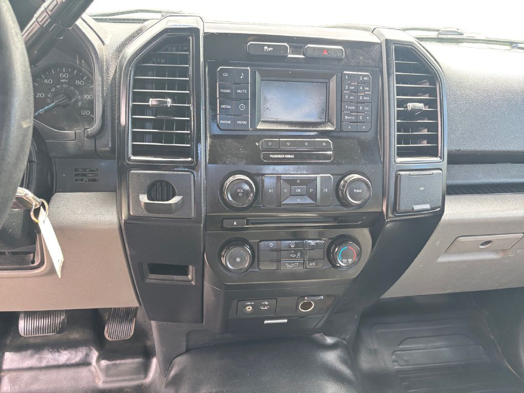 2015 FORD F150 Toledo OH