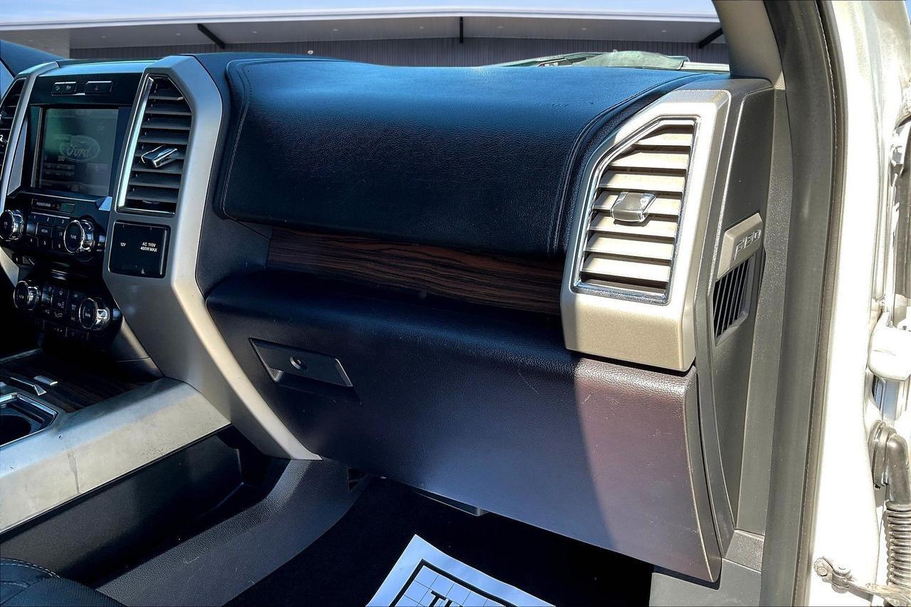 2015 FORD F150 SUPERCREW Houston TX