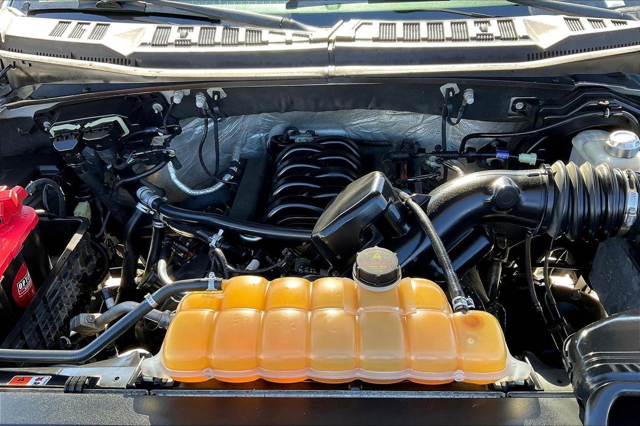 2015 FORD F150 SUPERCREW Houston TX