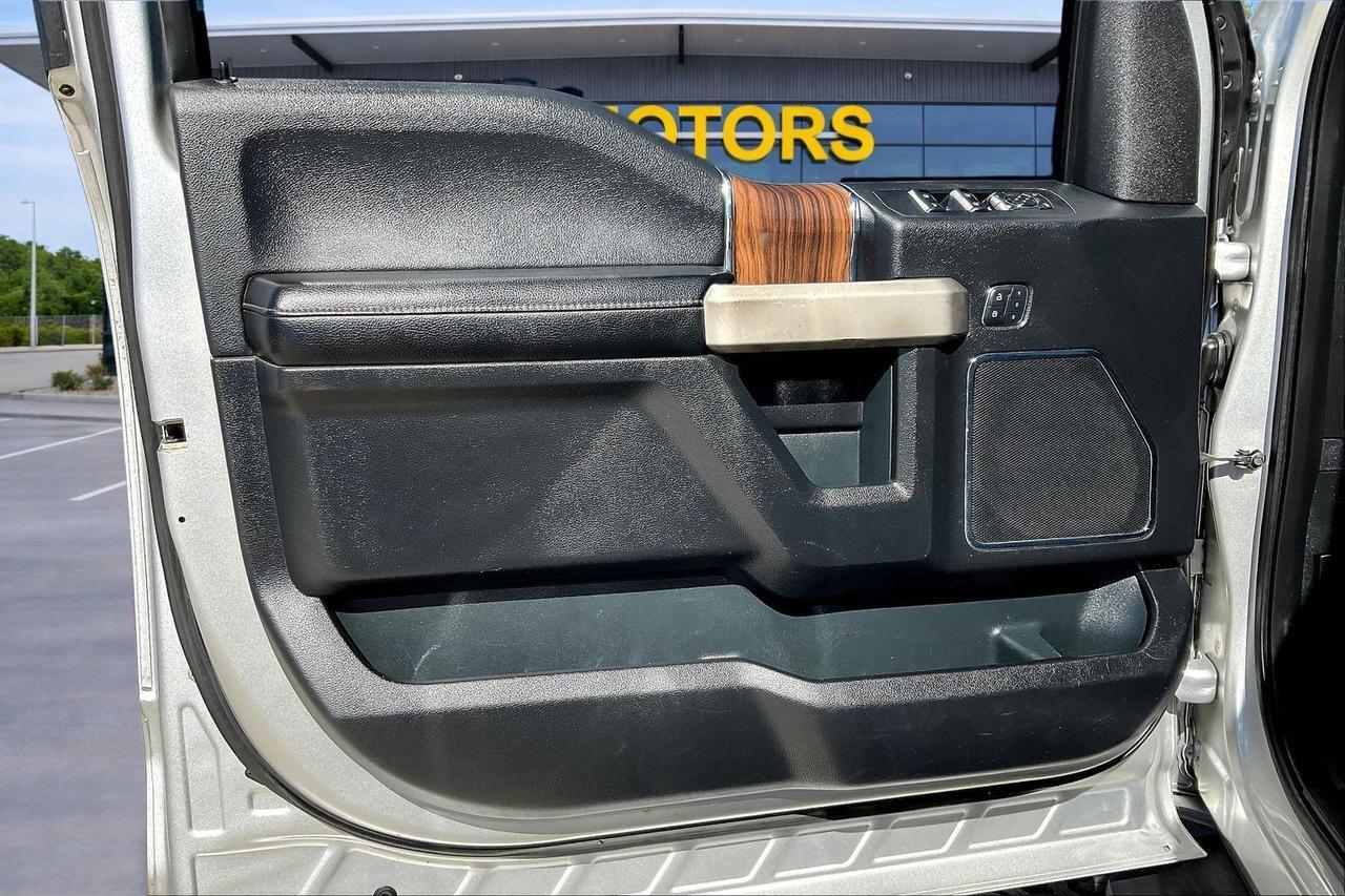 2015 FORD F150 SUPERCREW Houston TX