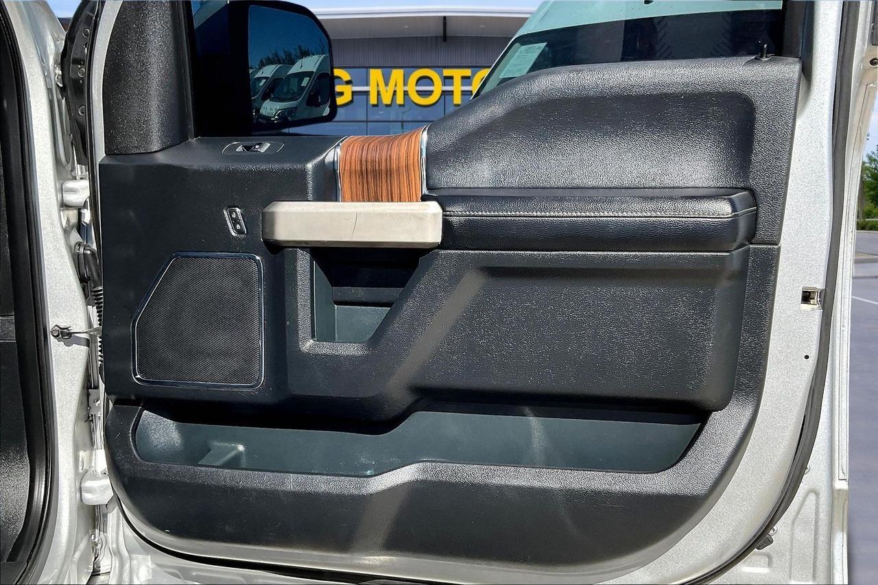 2015 FORD F150 SUPERCREW Houston TX