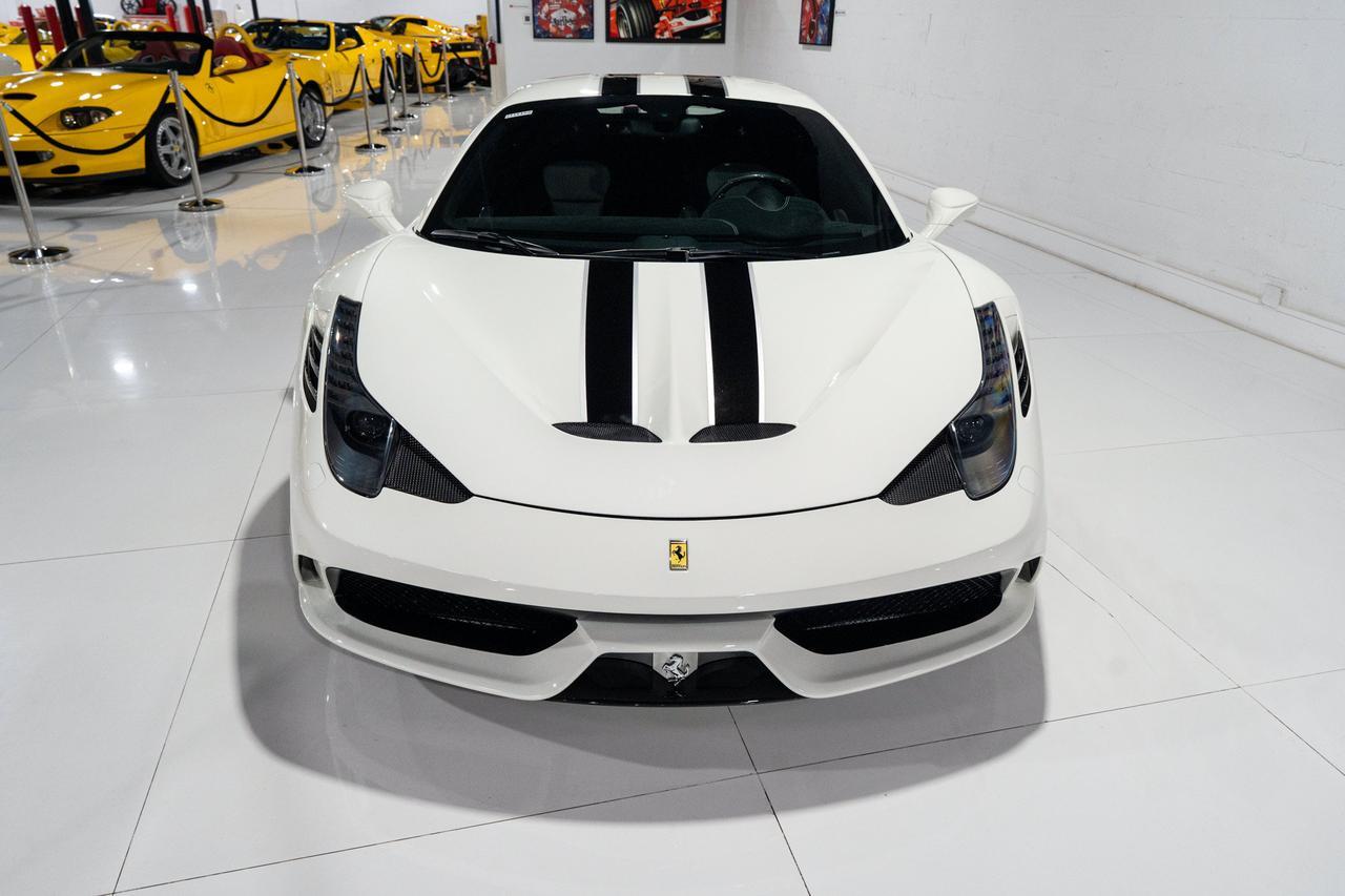 2015 Ferrari 458 Italia Speciale Bianco Avus paint,Alcantara Nero interior,integrated audio,handy fire extinguisher & MORE!! Fort Lauderdale FL