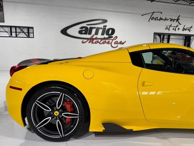 2015 Ferrari 458 Speciale Aperta Giallo Modena paint, painted stripes, Rosso Dino accents AND MUCH MORE!!! Fort Lauderdale FL