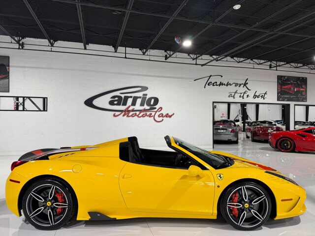 2015 Ferrari 458 Speciale Aperta Giallo Modena paint, painted stripes, Rosso Dino accents AND MUCH MORE!!! Fort Lauderdale FL