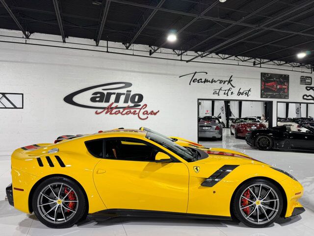 2015 Ferrari 458 Speciale Aperta Giallo Modena paint, painted stripes, Rosso Dino accents AND MUCH MORE!!! Fort Lauderdale FL