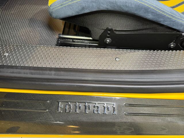 2015 Ferrari 458 Speciale Aperta Giallo Triplo Strato paint, livrea Blu Nart, Blu Nart calipers, carbon galore AND MORE!!! Fort Lauderdale FL