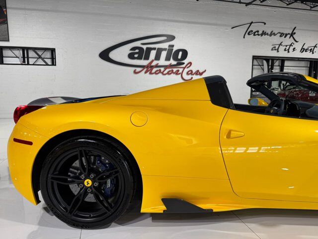 2015 Ferrari 458 Speciale Aperta Giallo Triplo Strato paint, livrea Blu Nart, Blu Nart calipers, carbon galore AND MORE!!! Fort Lauderdale FL