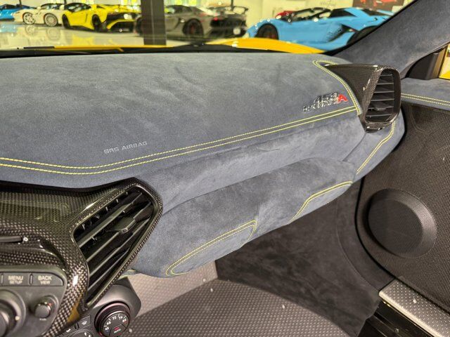 2015 Ferrari 458 Speciale Aperta Giallo Triplo Strato paint, livrea Blu Nart, Blu Nart calipers, carbon galore AND MORE!!! Fort Lauderdale FL