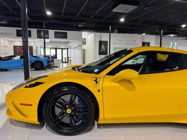 2015 Ferrari 458 Speciale Aperta Giallo Triplo Strato paint, livrea Blu Nart, Blu Nart calipers, carbon galore AND MORE!!! Fort Lauderdale FL