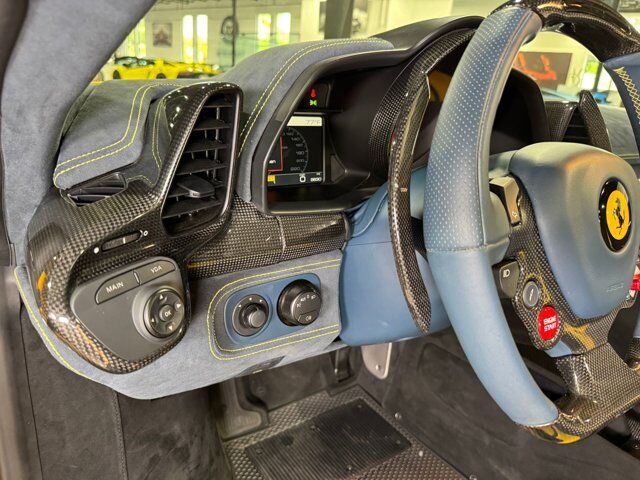 2015 Ferrari 458 Speciale Aperta Giallo Triplo Strato paint, livrea Blu Nart, Blu Nart calipers, carbon galore AND MORE!!! Fort Lauderdale FL