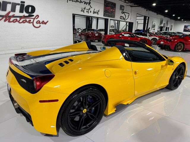 2015 Ferrari 458 Speciale Aperta Giallo Triplo Strato paint, livrea Blu Nart, Blu Nart calipers, carbon galore AND MORE!!! Fort Lauderdale FL