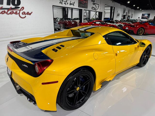 2015 Ferrari 458 Speciale Aperta Giallo Triplo Strato paint, livrea Blu Nart, Blu Nart calipers, carbon galore AND MORE!!! Fort Lauderdale FL