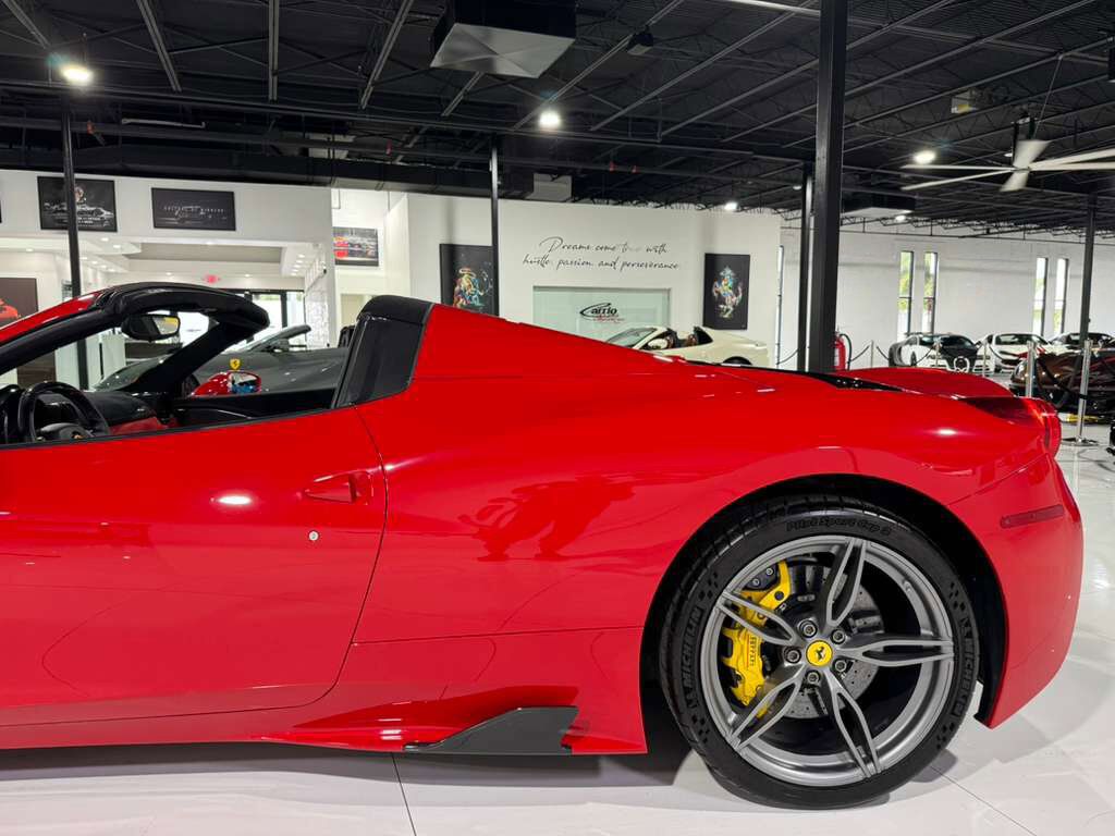 2015 Ferrari 458 Speciale Aperta Rosso Corsa paint, Livrea Nero Stellato, carbon racing seats AND MUCH MORE!!! Fort Lauderdale FL