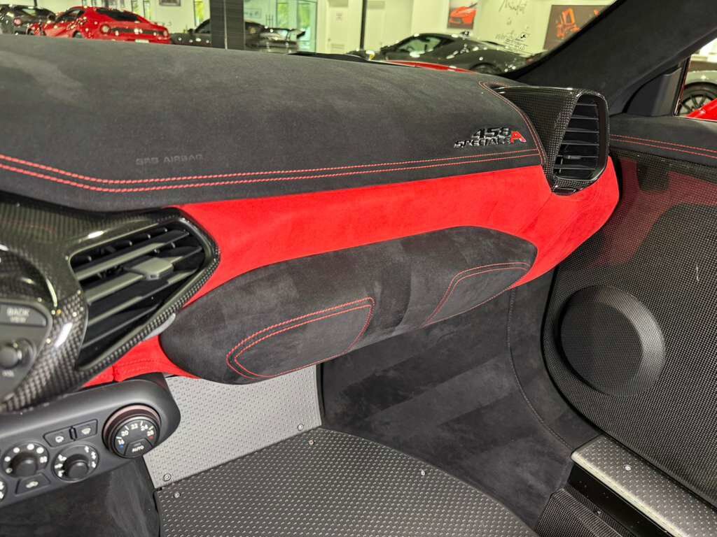 2015 Ferrari 458 Speciale Aperta Rosso Corsa paint, Livrea Nero Stellato, carbon racing seats AND MUCH MORE!!! Fort Lauderdale FL