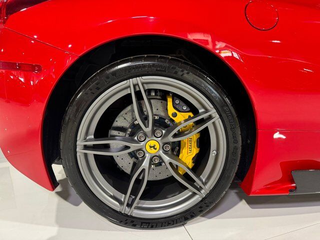 2015 Ferrari 458 Speciale Aperta Rosso Corsa paint, Livrea Nero Stellato, carbon racing seats AND MUCH MORE!!! Fort Lauderdale FL