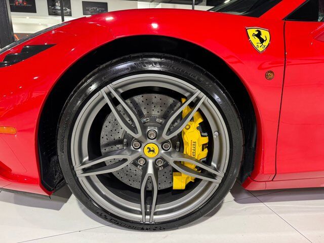 2015 Ferrari 458 Speciale Aperta Rosso Corsa paint, Livrea Nero Stellato, carbon racing seats AND MUCH MORE!!! Fort Lauderdale FL