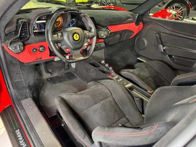 2015 Ferrari 458 Speciale Aperta Rosso Corsa paint, Livrea Nero Stellato, carbon racing seats AND MUCH MORE!!! Fort Lauderdale FL