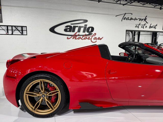 2015 Ferrari 458 Speciale Aperta Rosso Corsa paint, Livrea Tricolore E Oro, carbon racing seats AND MUCH MORE!! Fort Lauderdale FL