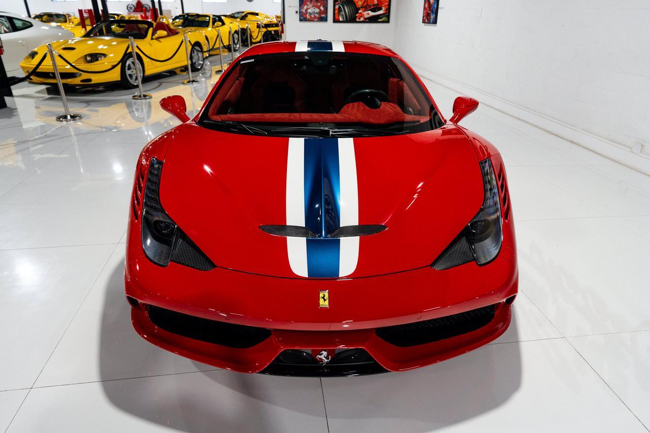 2015 Ferrari 458 Speciale Rosso Corsa paint, Livrea Blu Nart, integrated audio, fender shields, carbon galore AND MUCH MORE!! Fort Lauderdale FL