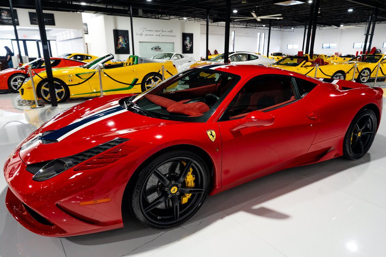 2015 Ferrari 458 Speciale Rosso Corsa paint, Livrea Blu Nart, integrated audio, fender shields, carbon galore AND MUCH MORE!! Fort Lauderdale FL