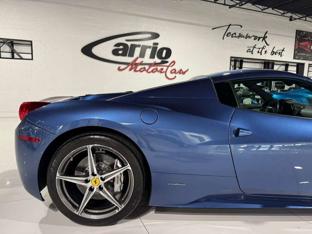 2015 Ferrari 458 Spider Blu Mirabeau paint, JBL Professional audio system, carbon fiber racing seats AND MUCH MORE!! Fort Lauderdale FL