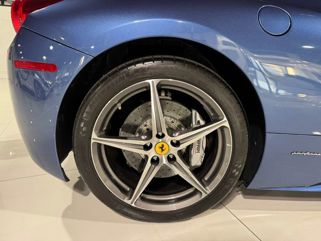 2015 Ferrari 458 Spider Blu Mirabeau paint, JBL Professional audio system, carbon fiber racing seats AND MUCH MORE!! Fort Lauderdale FL