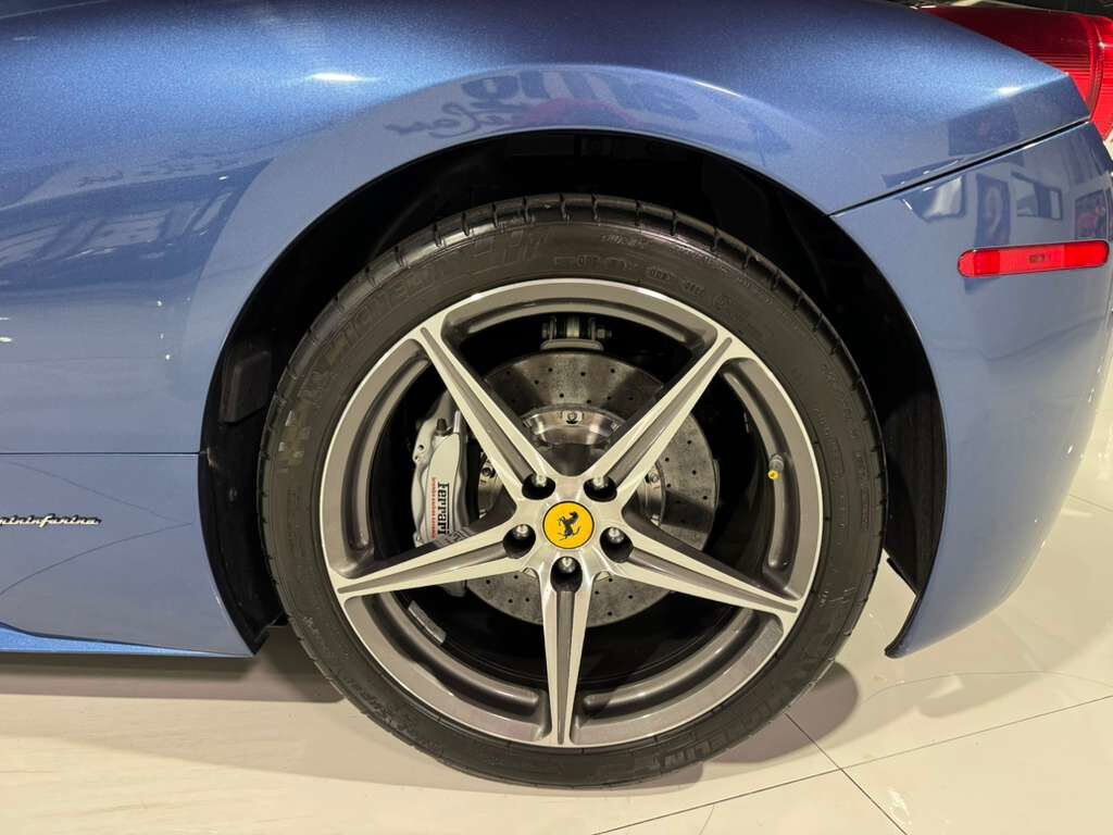 2015 Ferrari 458 Spider Blu Mirabeau paint, JBL Professional audio system, carbon fiber racing seats AND MUCH MORE!! Fort Lauderdale FL