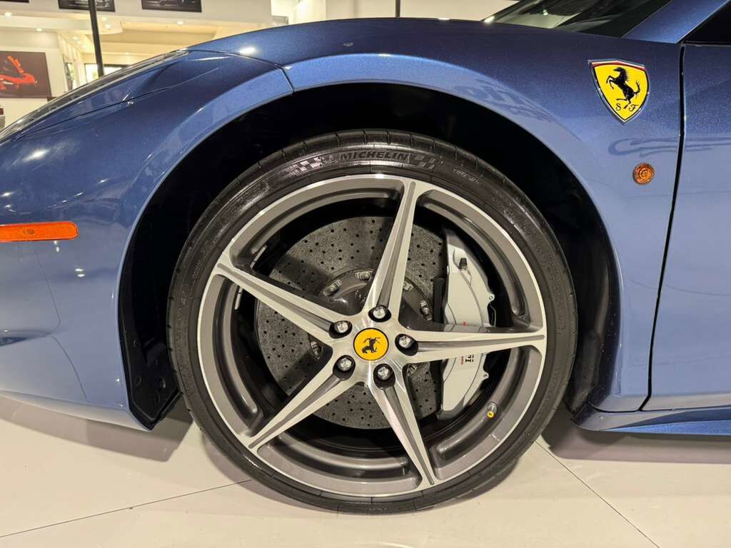 2015 Ferrari 458 Spider Blu Mirabeau paint, JBL Professional audio system, carbon fiber racing seats AND MUCH MORE!! Fort Lauderdale FL