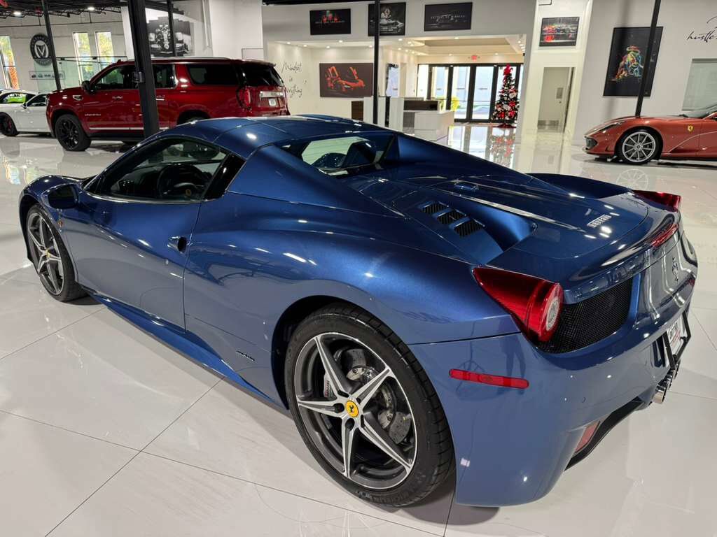 2015 Ferrari 458 Spider Blu Mirabeau paint, JBL Professional audio system, carbon fiber racing seats AND MUCH MORE!! Fort Lauderdale FL