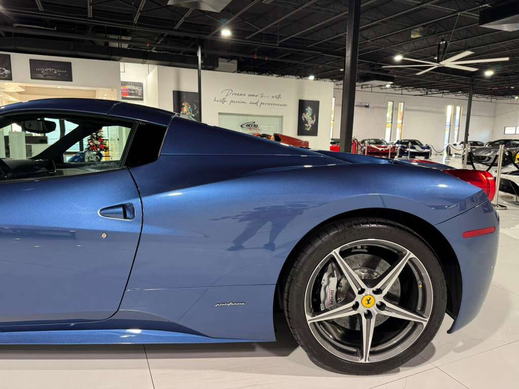 2015 Ferrari 458 Spider Blu Mirabeau paint, JBL Professional audio system, carbon fiber racing seats AND MUCH MORE!! Fort Lauderdale FL