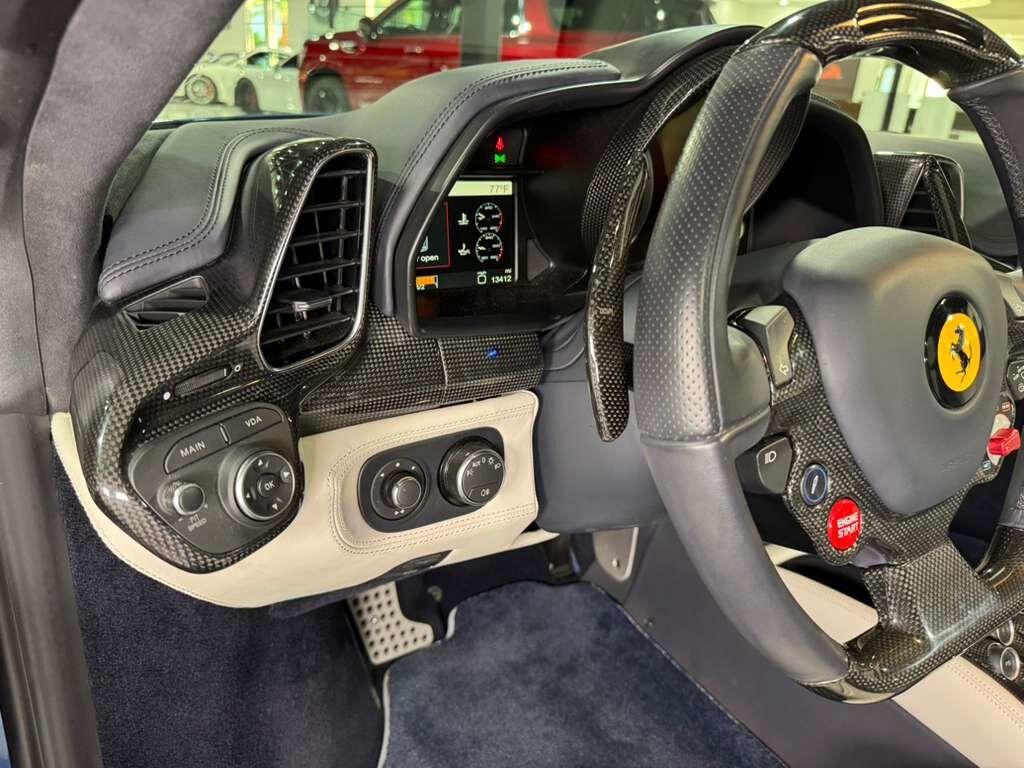 2015 Ferrari 458 Spider Blu Mirabeau paint, JBL Professional audio system, carbon fiber racing seats AND MUCH MORE!! Fort Lauderdale FL