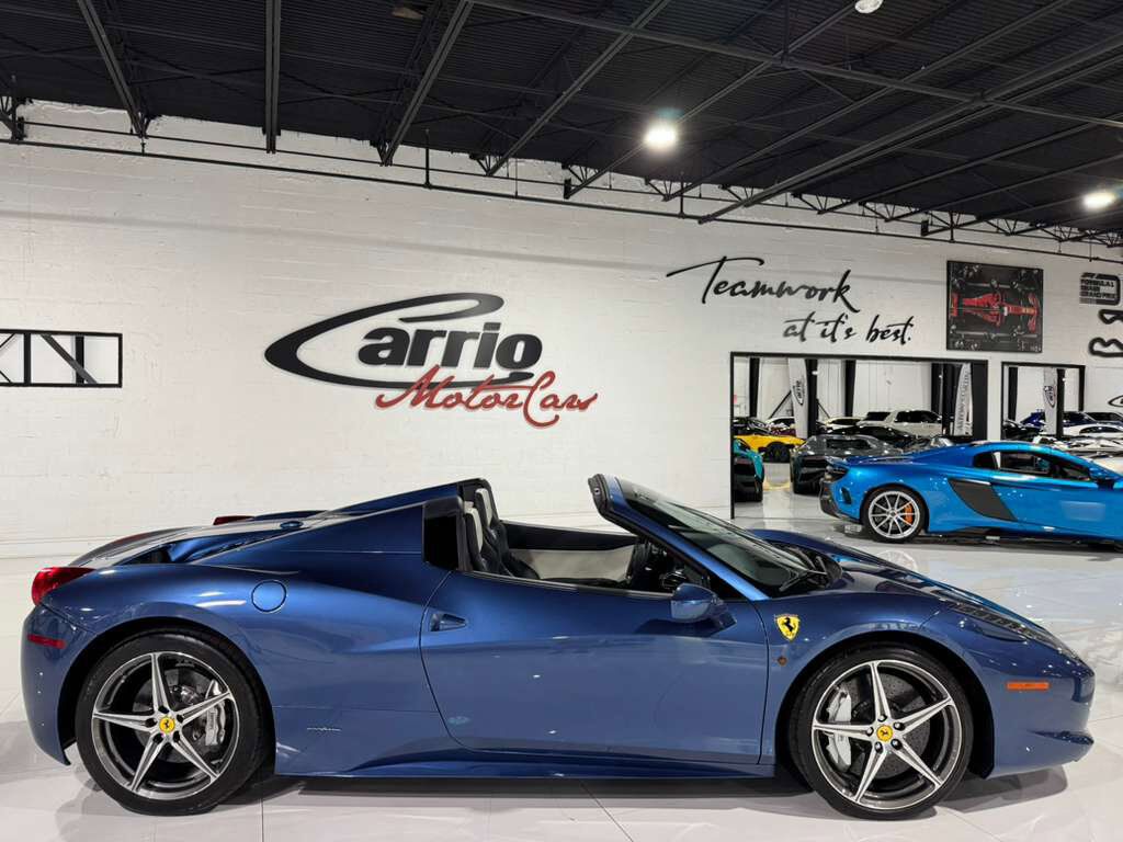 2015 Ferrari 458 Spider Blu Mirabeau paint, JBL Professional audio system, carbon fiber racing seats AND MUCH MORE!! Fort Lauderdale FL