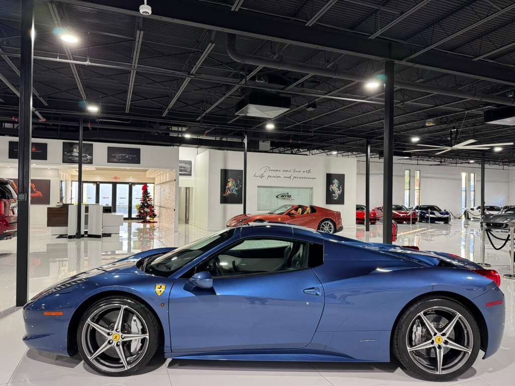 2015 Ferrari 458 Spider Blu Mirabeau paint, JBL Professional audio system, carbon fiber racing seats AND MUCH MORE!! Fort Lauderdale FL