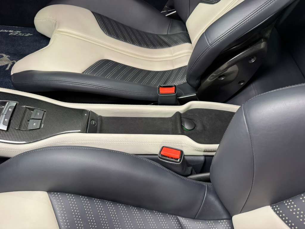 2015 Ferrari 458 Spider Blu Mirabeau paint, JBL Professional audio system, carbon fiber racing seats AND MUCH MORE!! Fort Lauderdale FL