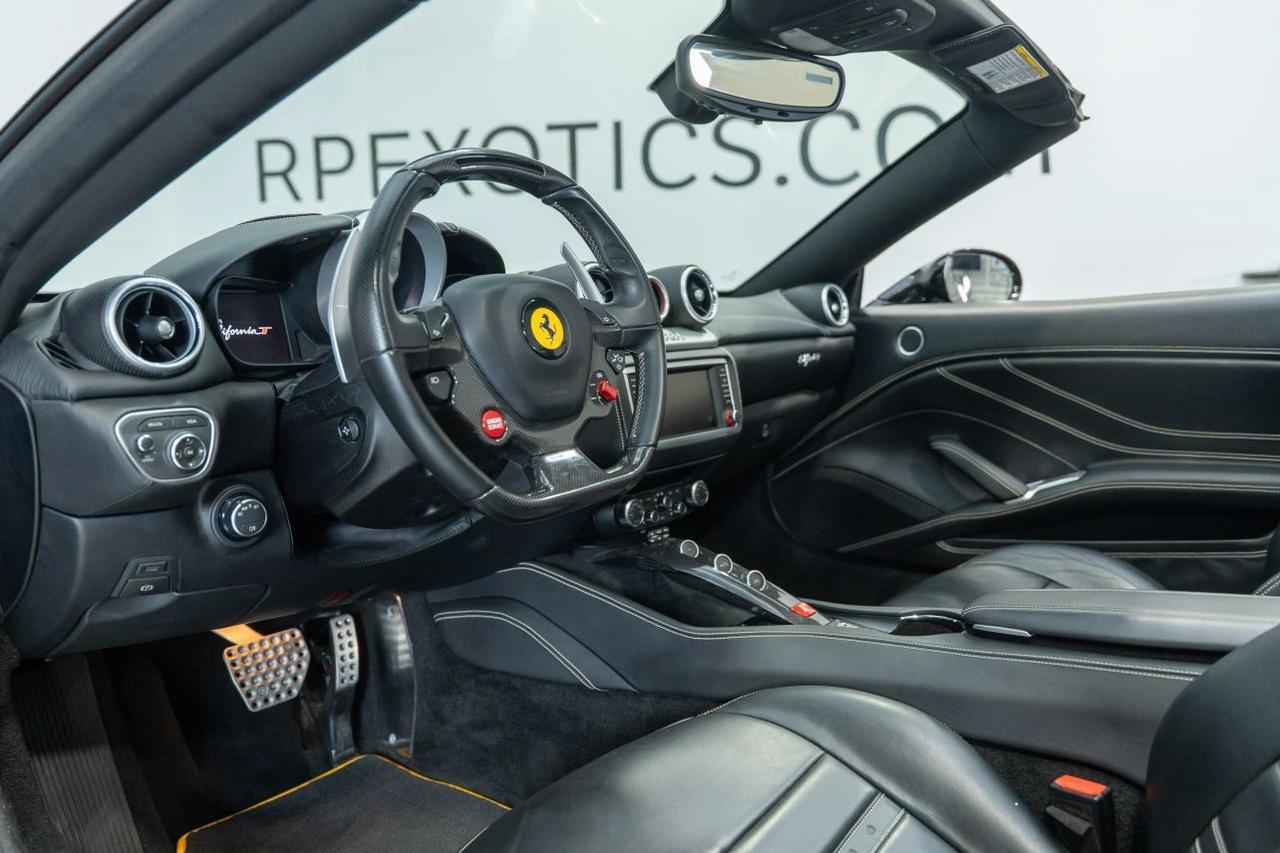 2015 Ferrari California T Convertible 2D St. Louis MO