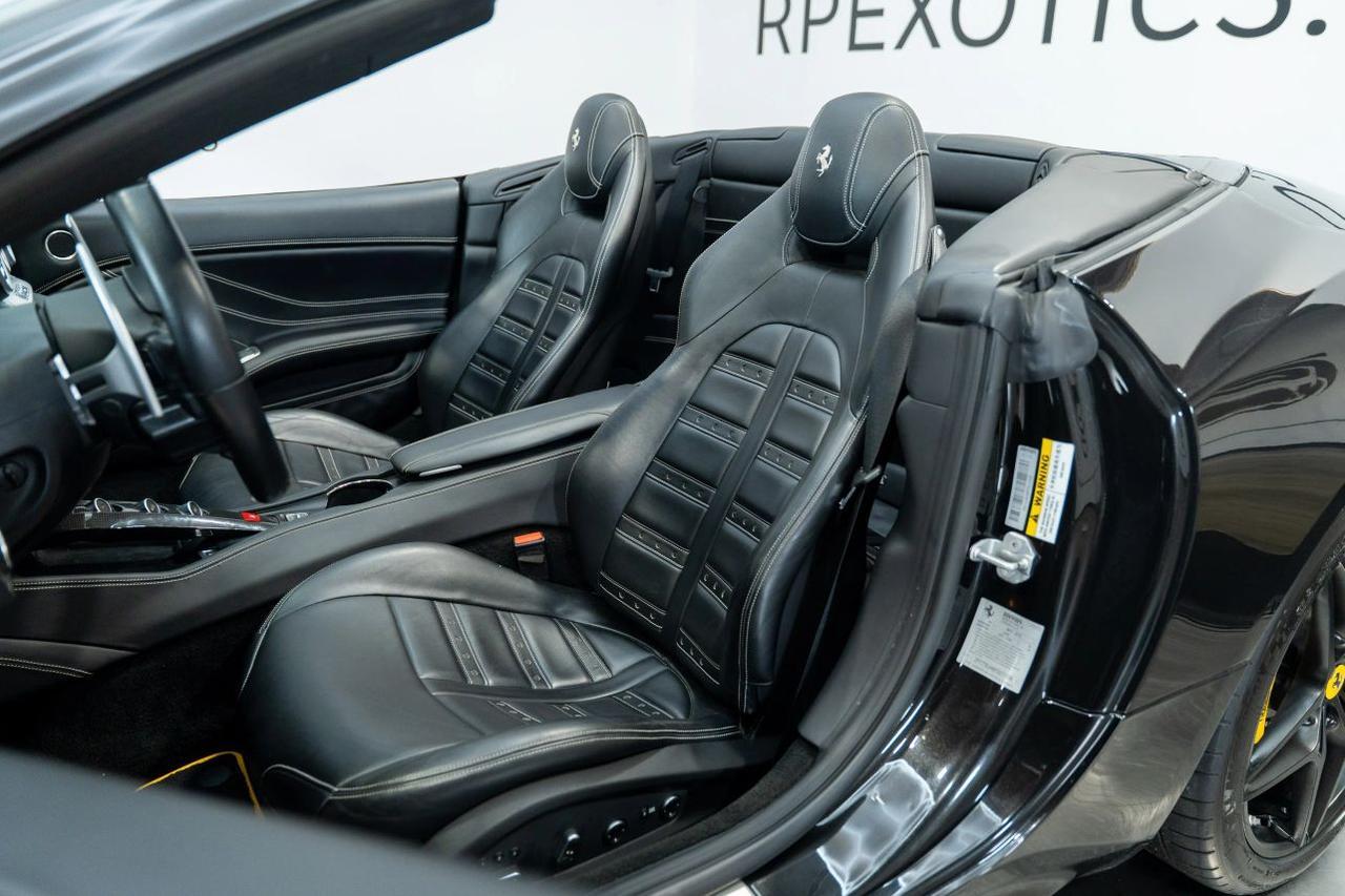 2015 Ferrari California T Convertible 2D St. Louis MO